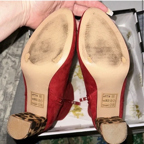 Camel Threads - Picture 2 of 3